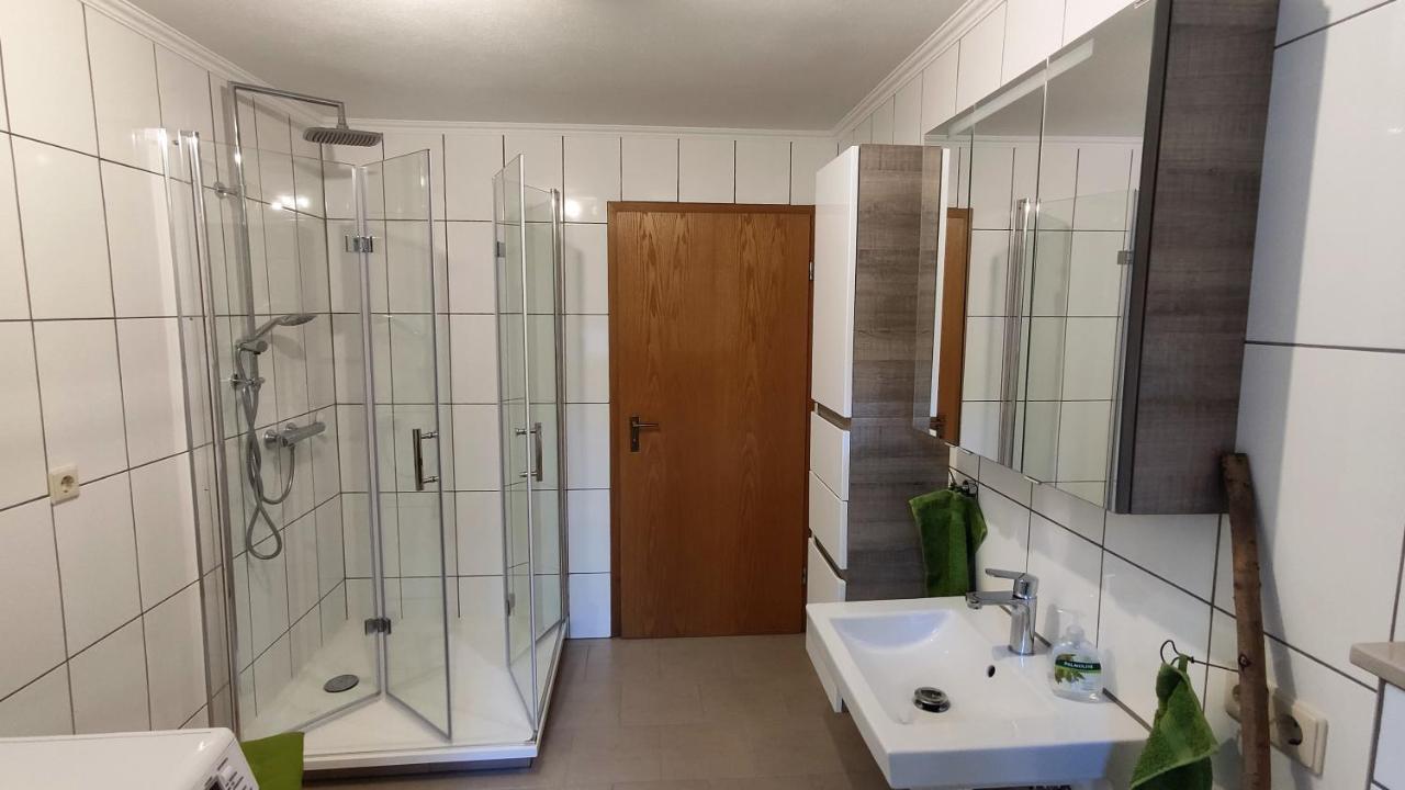 Gasthof Adler Ferienwohnung Ichenhausen Eksteriør bilde